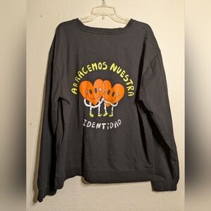 JZD Gray Sweatshirt with Heart Graphic Size 1x